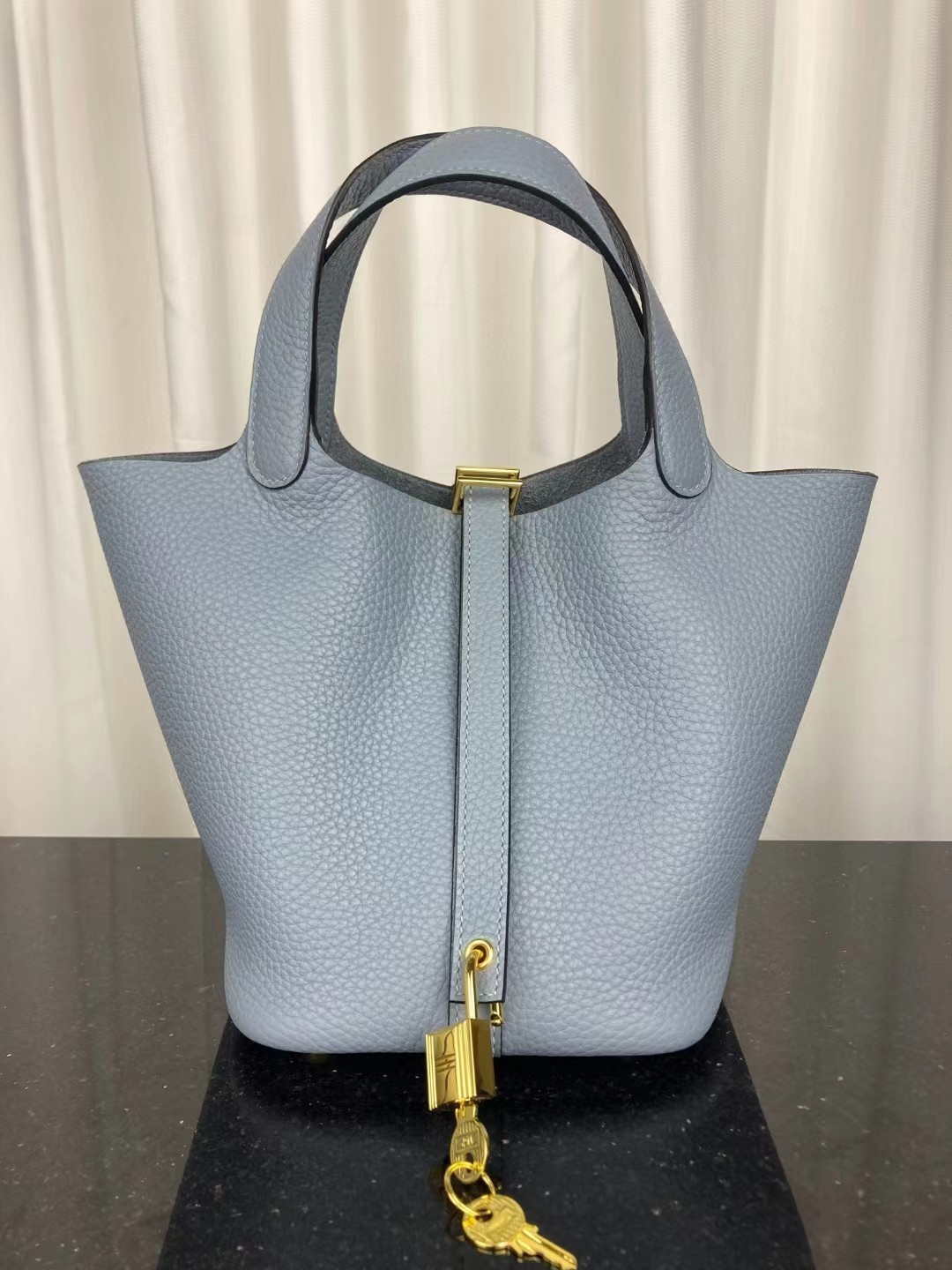 在國外如何購買中國的仿品？可以通關(guān)嗎？
